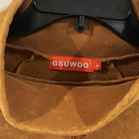 GSUWOO Cropped Caramel Colored Size M Sweatshirt - Picture 8 of 11